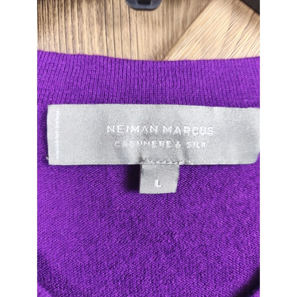 Neiman Marcus Cashmere Silk Sweater Womens Large Purple V Neck Knit Luxury - Picture 4 of 8
